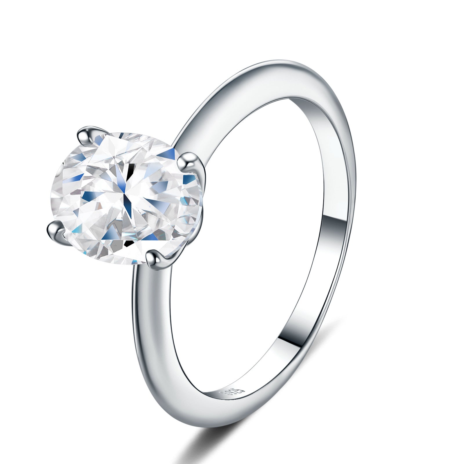 Ovalnu Oval-Cut Moissanite Solitaire Ring in Sterling Silver