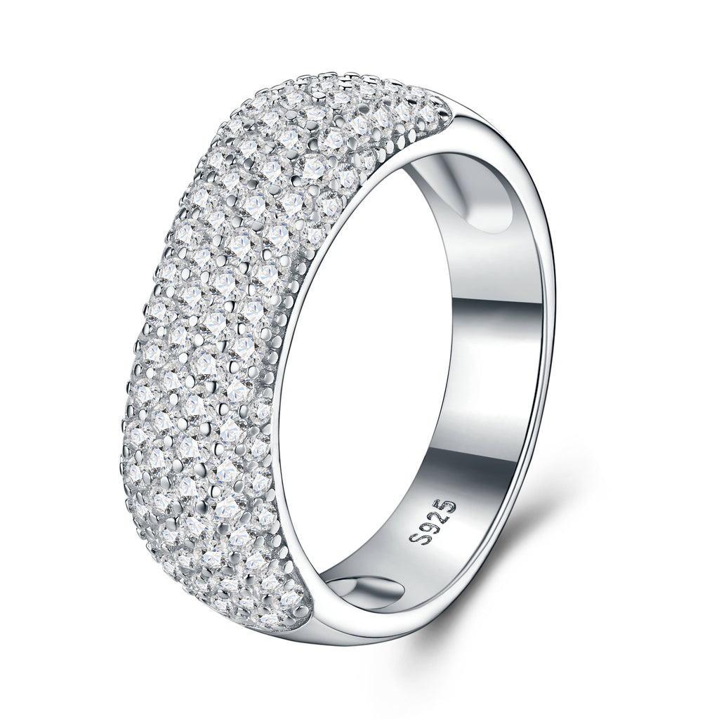 Corposa Moissanite Band Ring in Sterling Silver