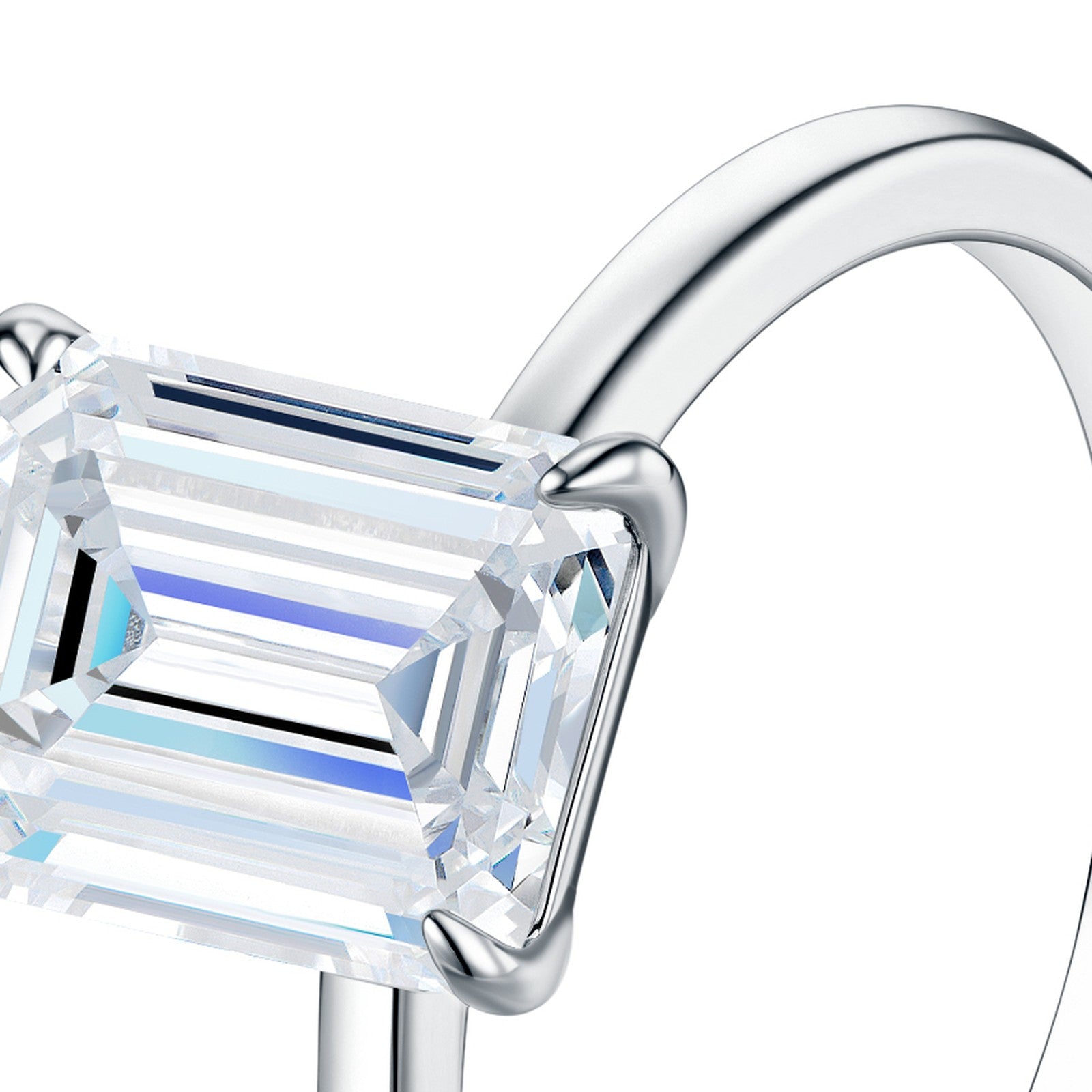 Smeraldaest Emerald-Cut Moissanite Solitaire Ring in Sterling Silver — detail