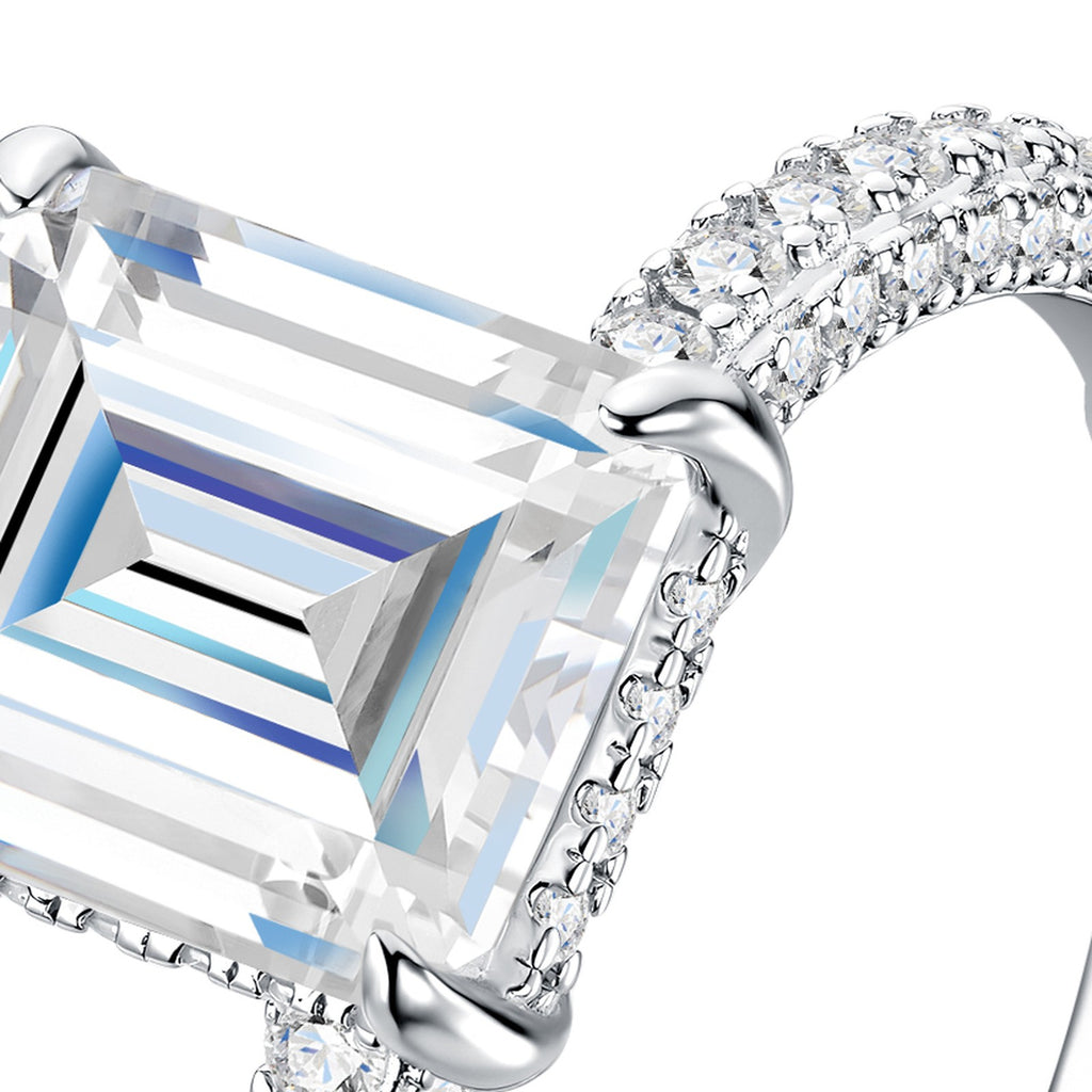 Smeraldina Emerald-Cut Moissanite Solitaire Ring in Sterling Silver — detail