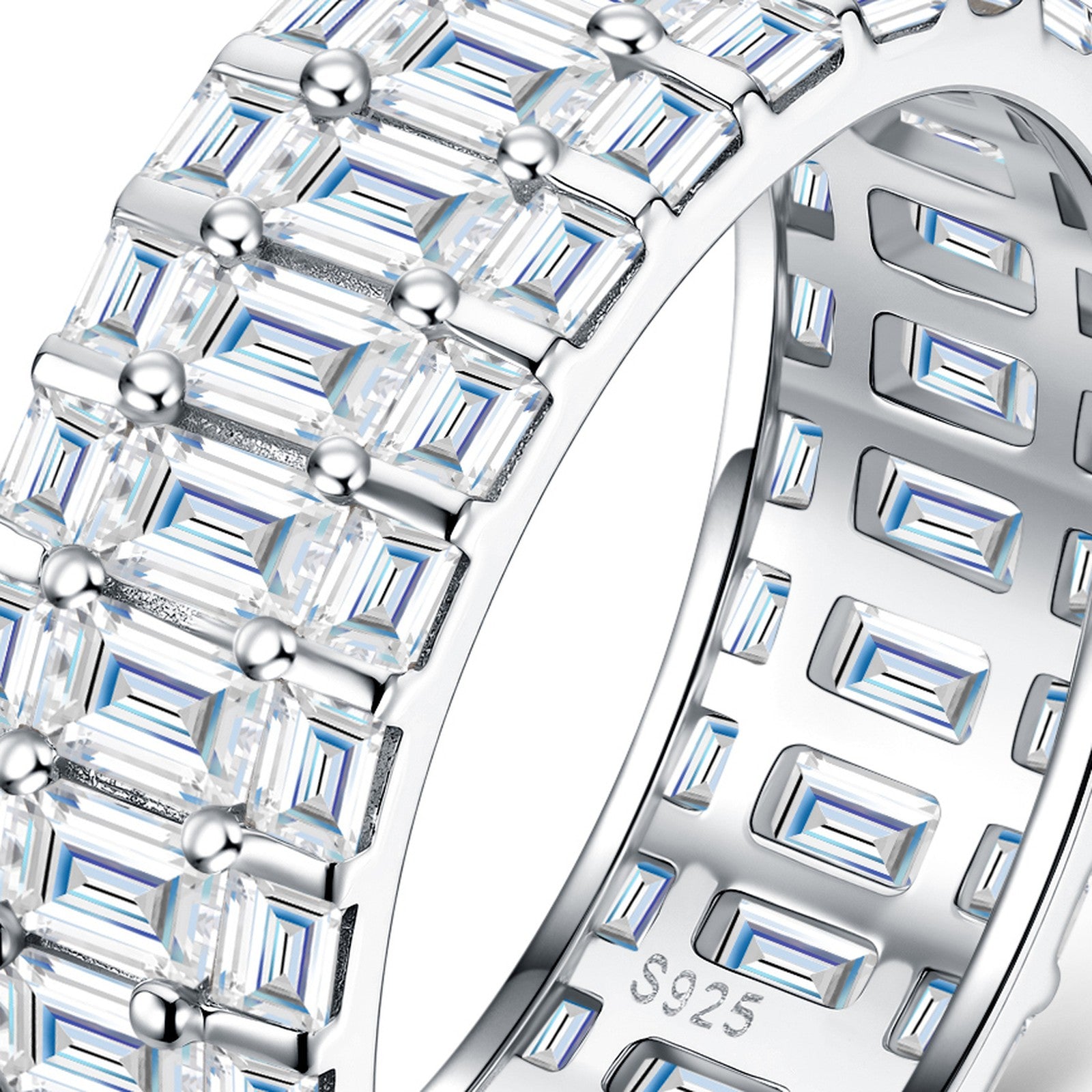 Sfarzo Moissanite Eternity Band Ring in Sterling Silver — detail