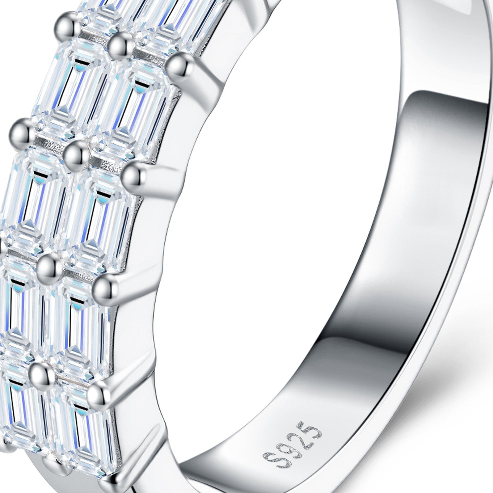 Barrona Moissanite Band Ring in Sterling Silver — detail