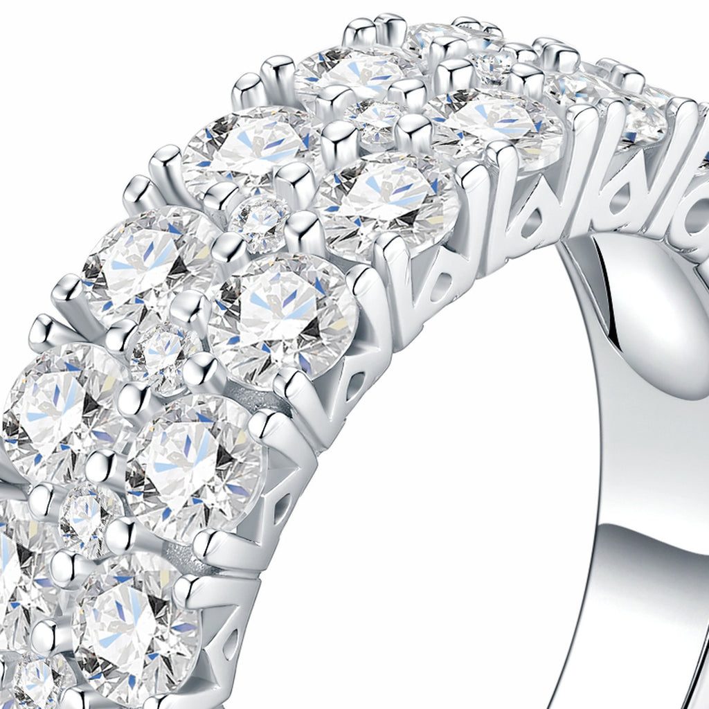 Larghetta Moissanite Band Ring in Sterling Silver — detail
