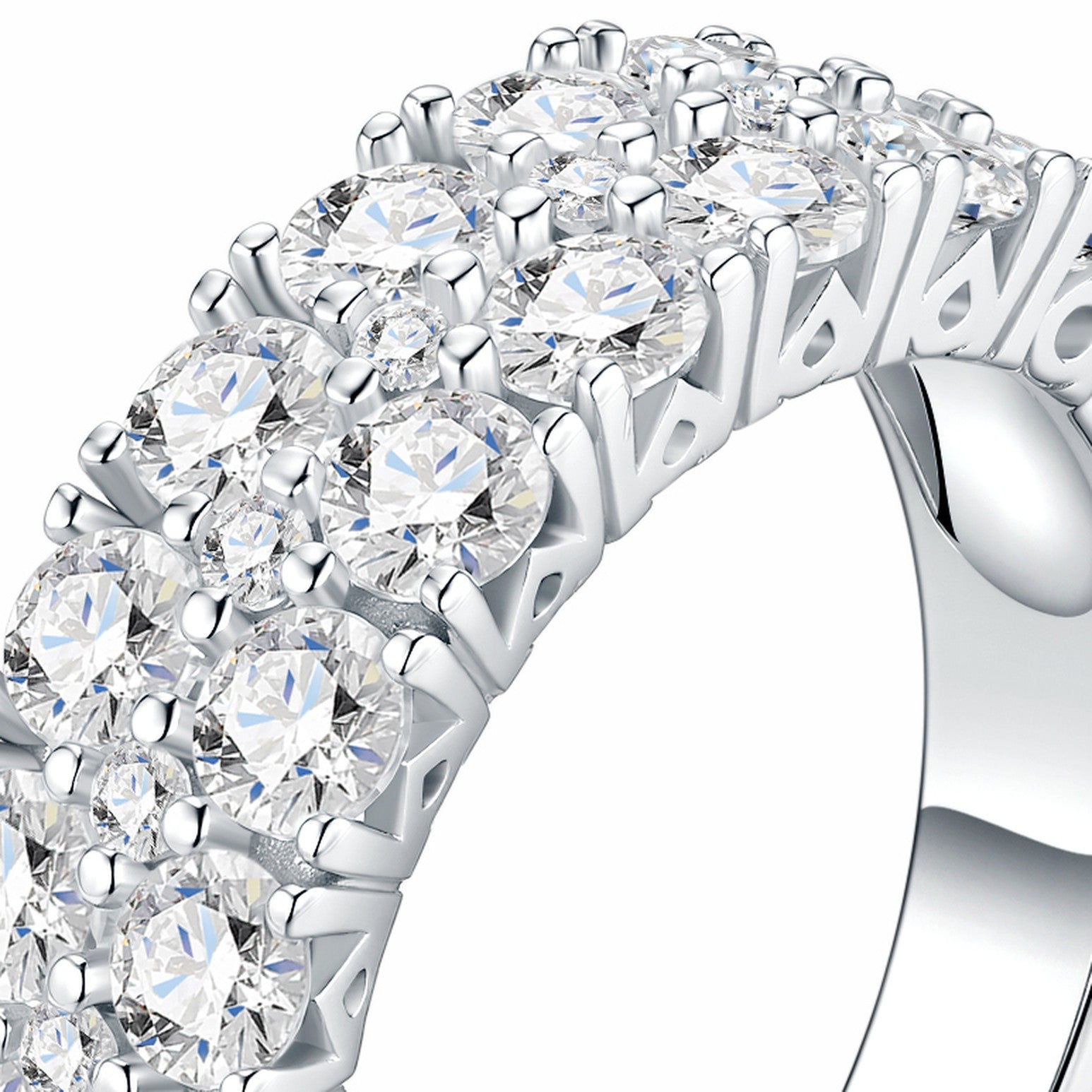 Larghetta Moissanite Band Ring in Sterling Silver — detail