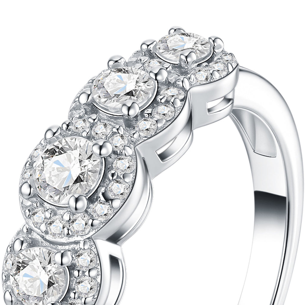 Quintalo Moissanite Five-Stone Ring in Sterling Silver — detail