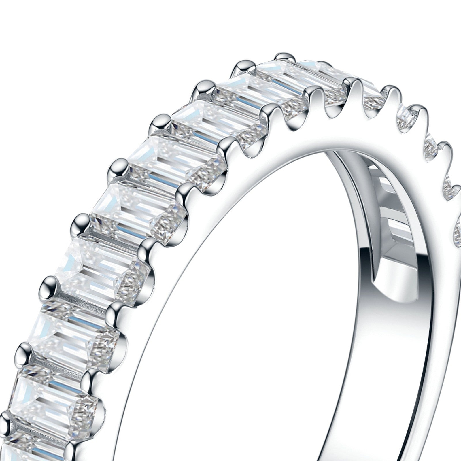 Baguetterna Moissanite Eternity Band Ring in Sterling Silver — detail