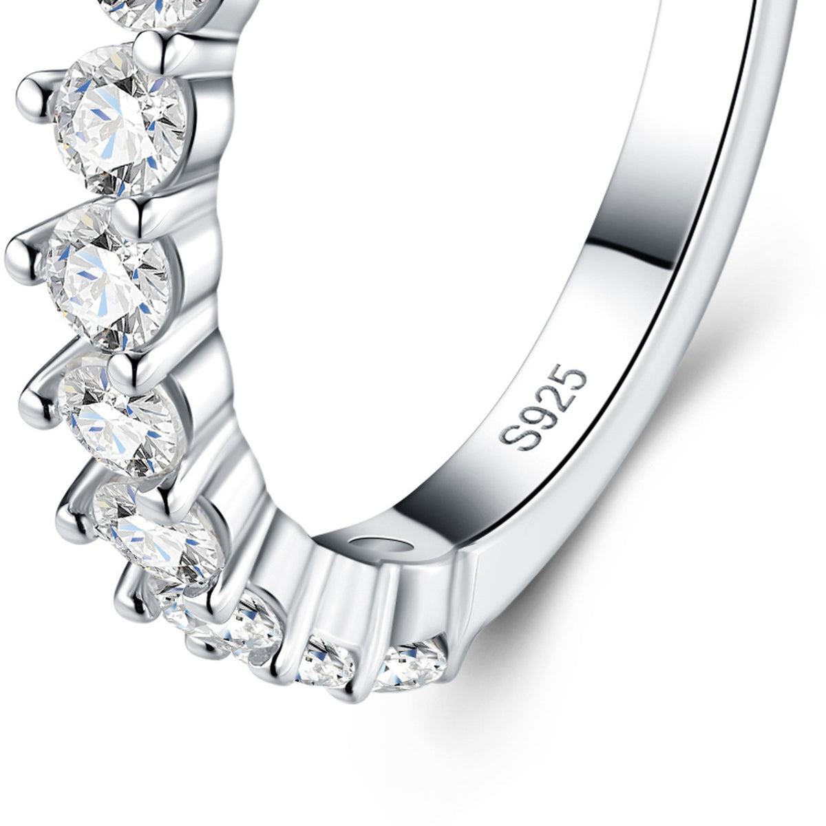 Diademella Moissanite Band Ring in Sterling Silver — detail