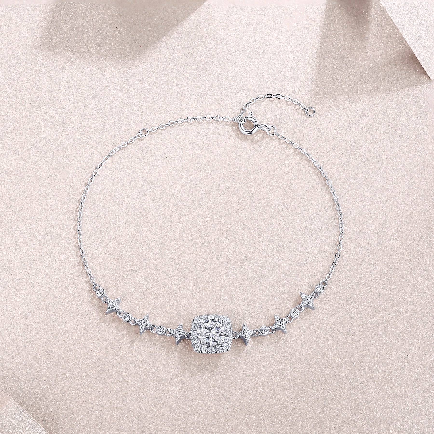 Unita Moissanite Chain Bracelet in Sterling Silver