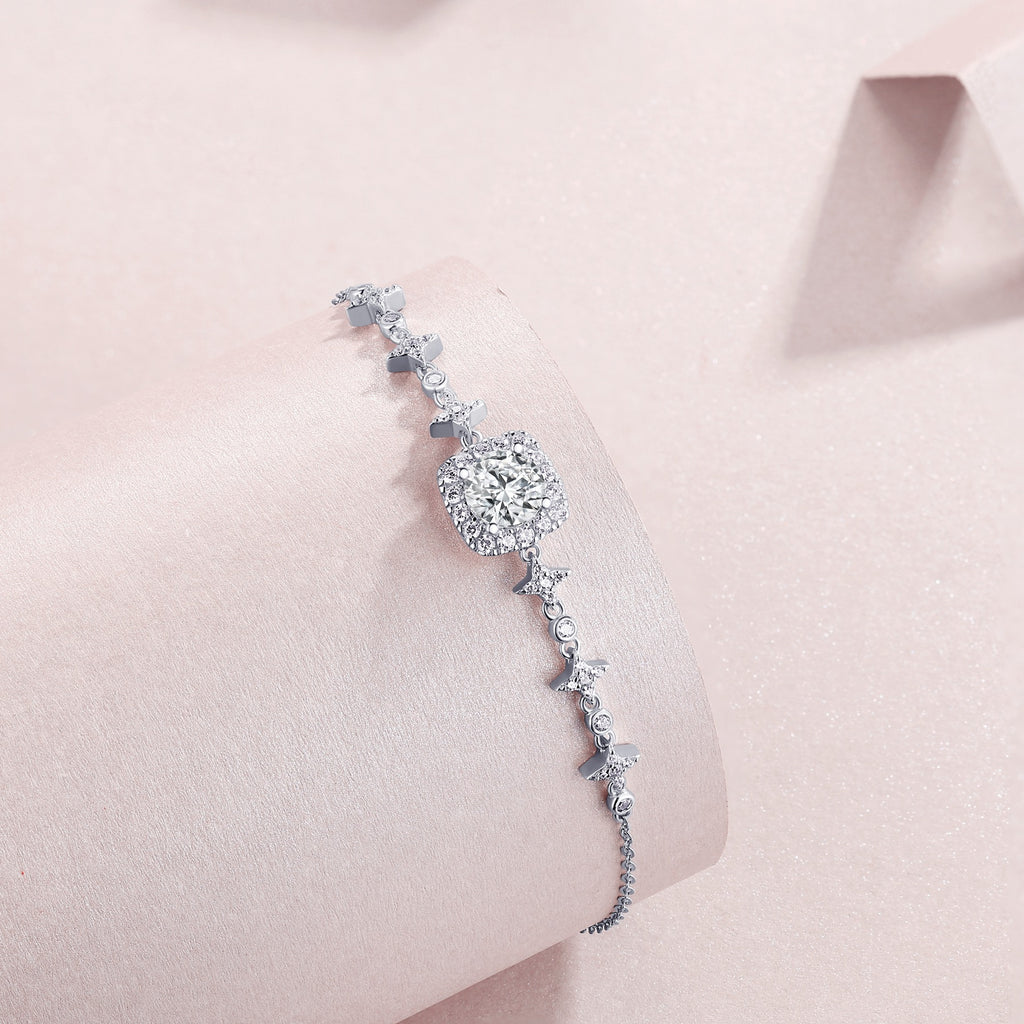 Unita Moissanite Chain Bracelet in Sterling Silver