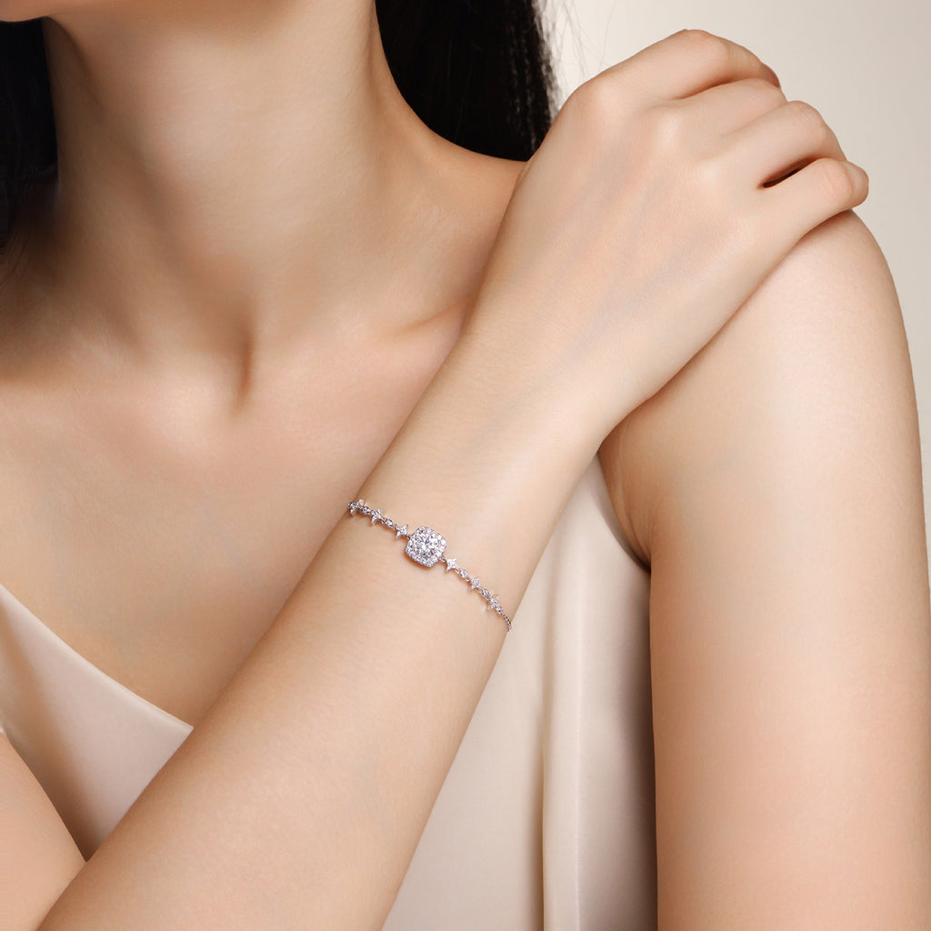 Unita Moissanite Chain Bracelet in Sterling Silver