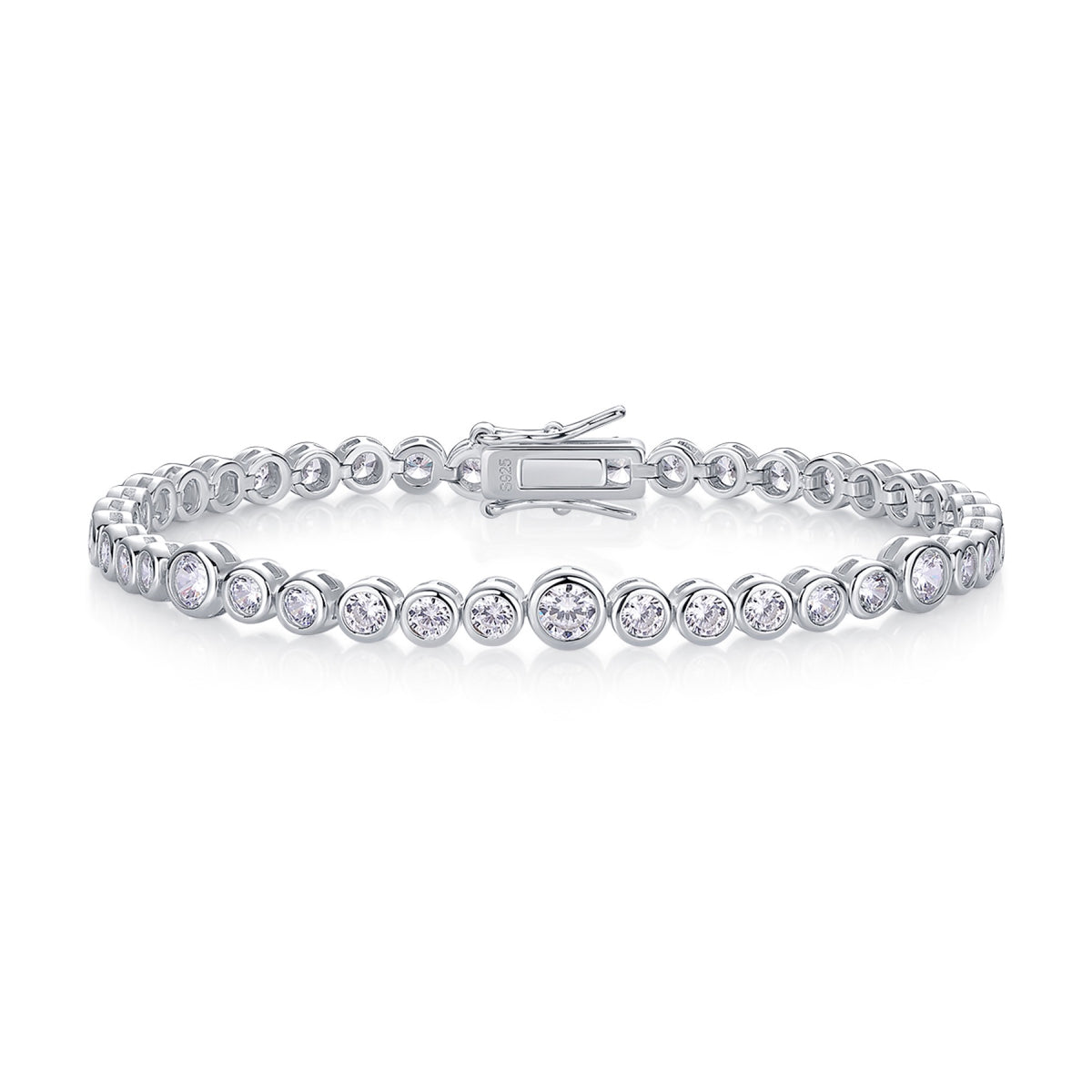 Vibrante Moissanite Tennis Bracelet in Sterling Silver