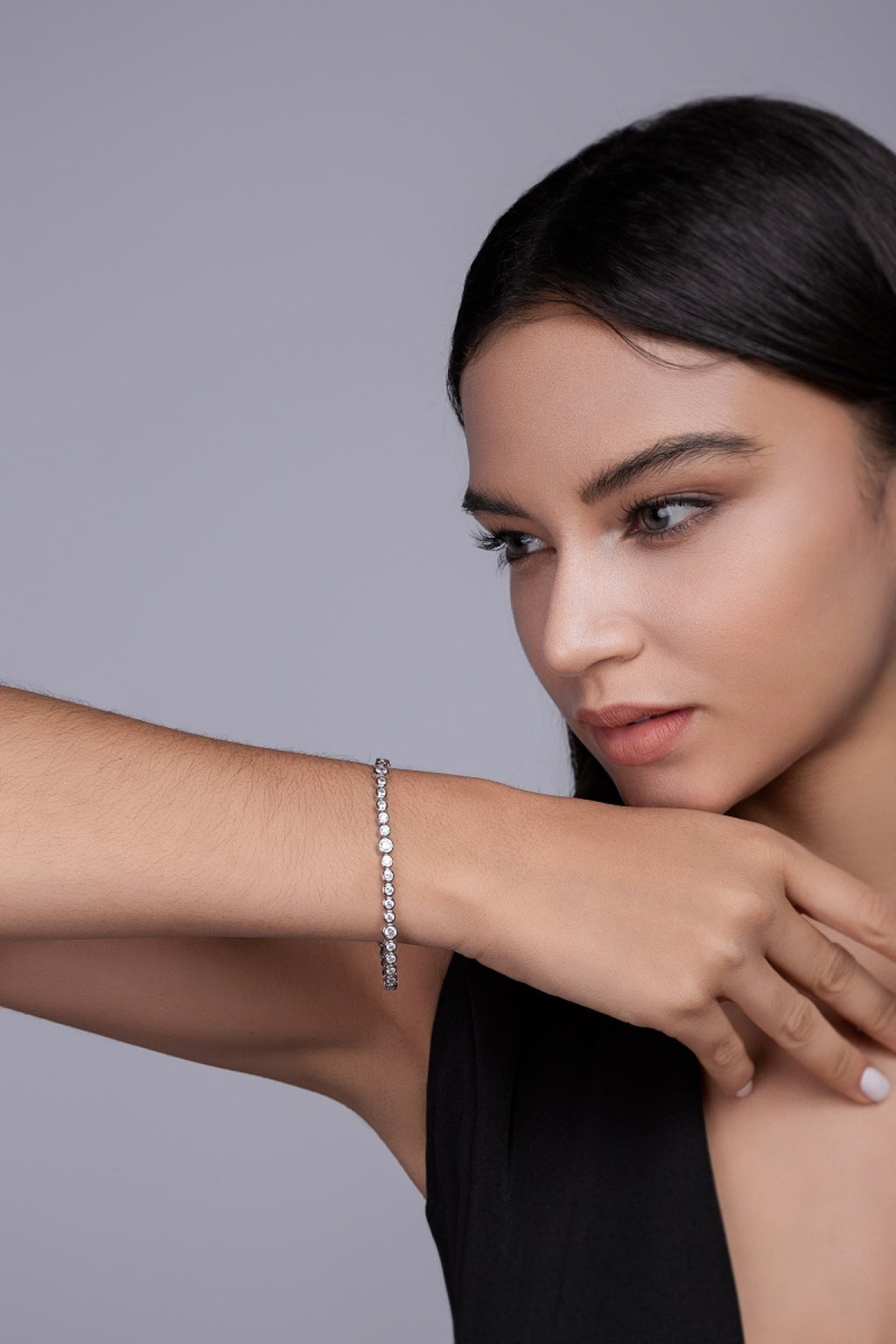 Vibrante Moissanite Tennis Bracelet in Sterling Silver
