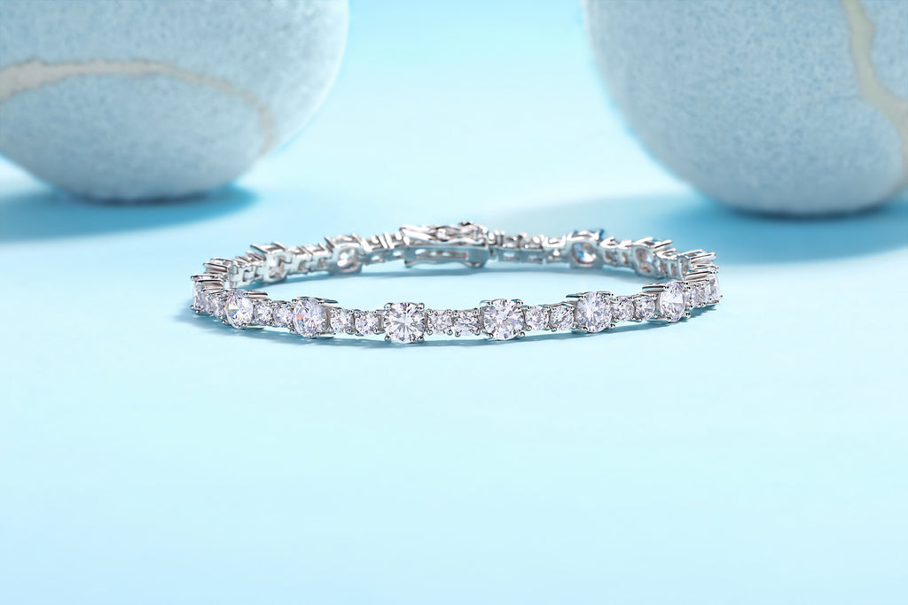 Slancio Moissanite Tennis Bracelet in Sterling Silver