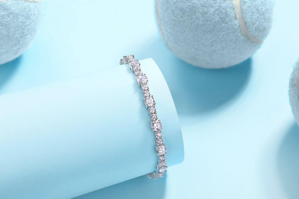 Slancio Moissanite Tennis Bracelet in Sterling Silver