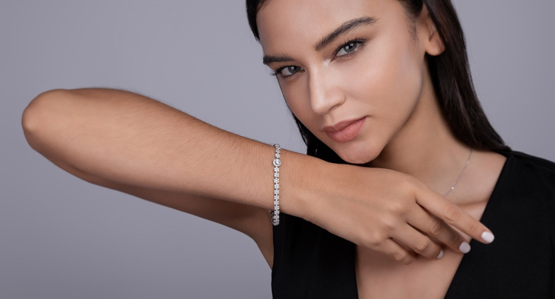 Sussurro Moissanite Tennis Bracelet in Sterling Silver