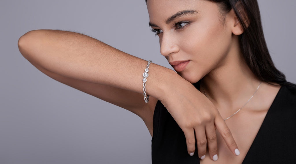 Eleganza Moissanite Tennis Bracelet in Sterling Silver