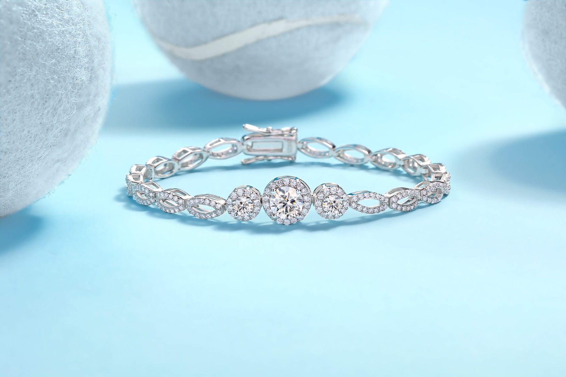 Eleganza Moissanite Tennis Bracelet in Sterling Silver