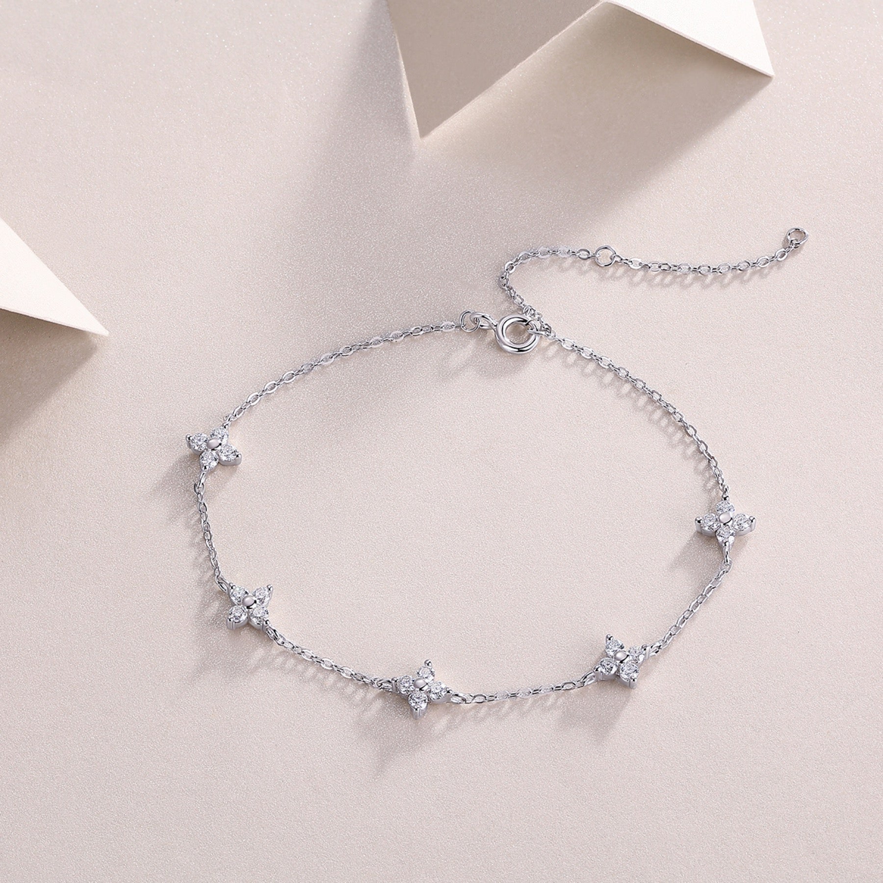 Fioretti Moissanite Chain Bracelet in Sterling Silver