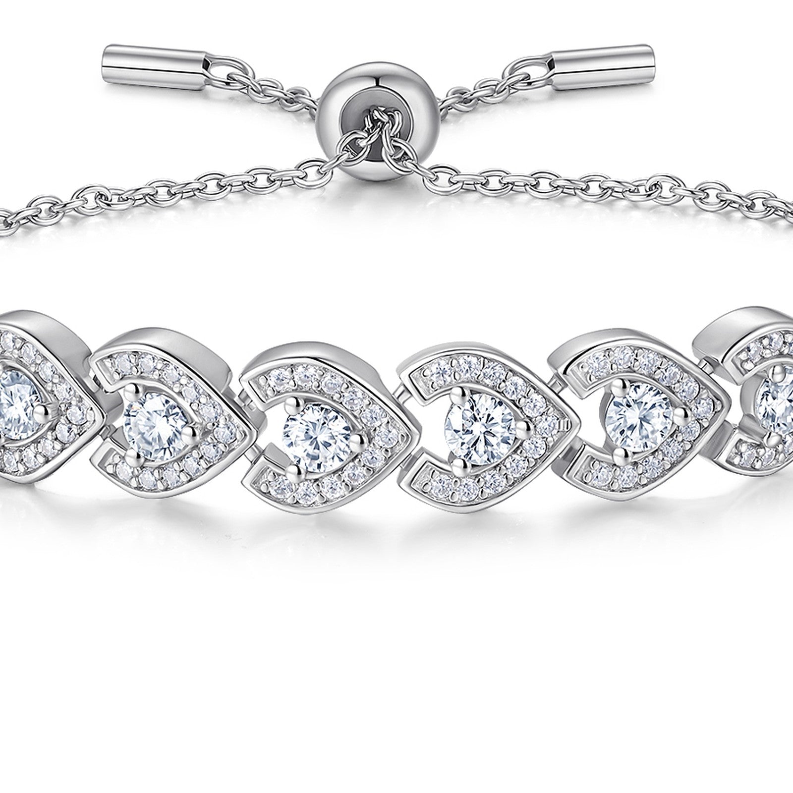 Oasi Moissanite Chain Bracelet in Sterling Silver — detail