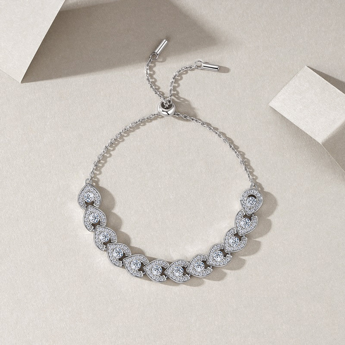Oasi Moissanite Chain Bracelet in Sterling Silver