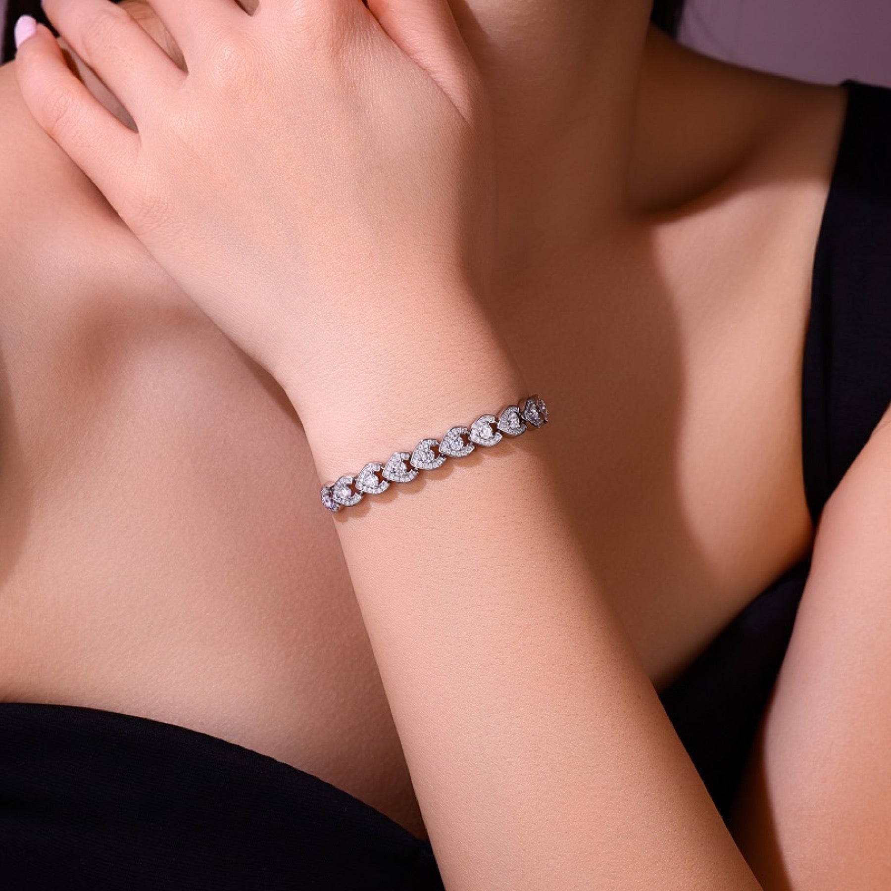 Oasi Moissanite Chain Bracelet in Sterling Silver