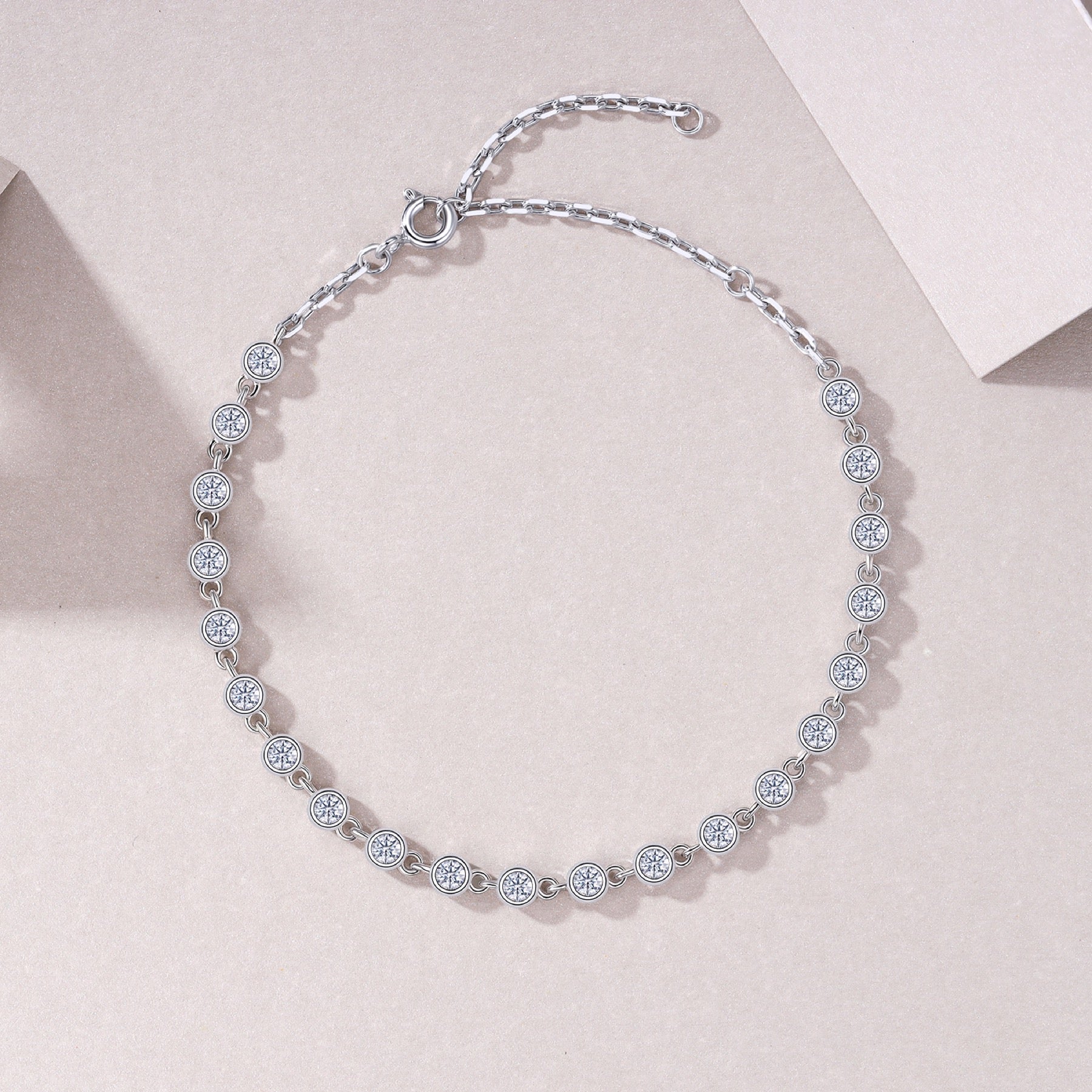 Sfumato Moissanite Chain Bracelet in Sterling Silver