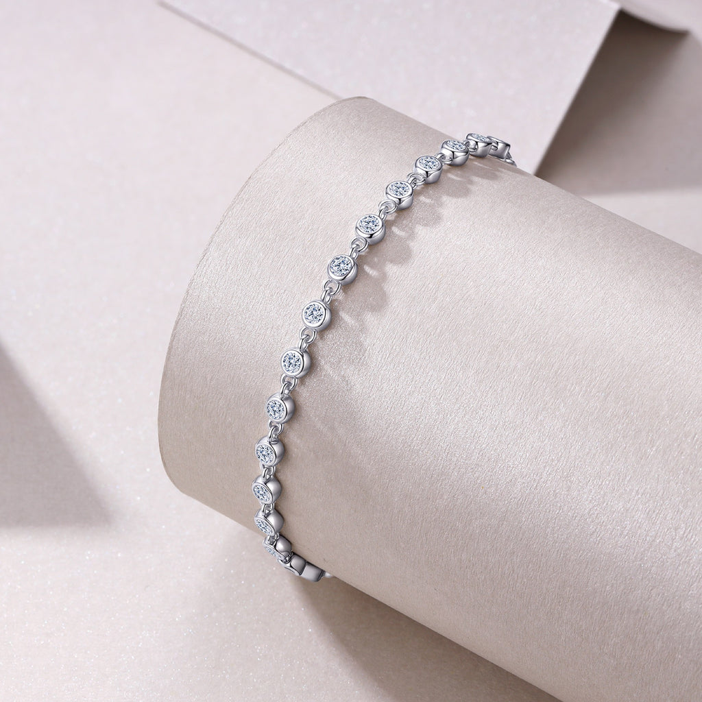 Sfumato Moissanite Chain Bracelet in Sterling Silver