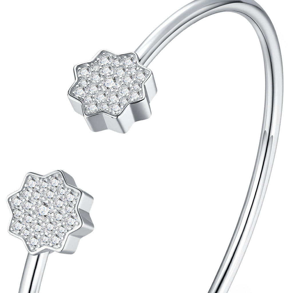 Fiorcuff Moissanite Cuff Bracelet in Sterling Silver — detail