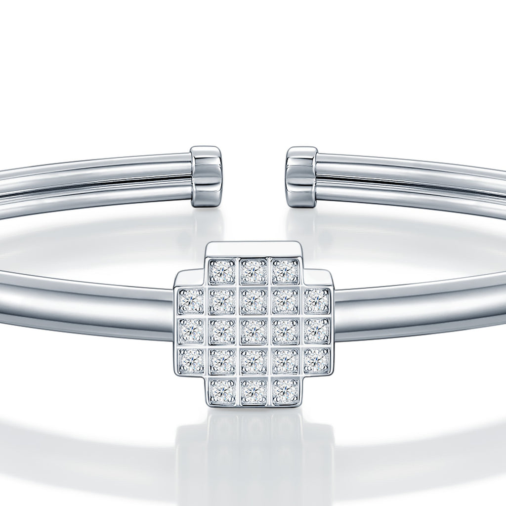 Quadrocuff Moissanite Cuff Bracelet in Sterling Silver — detail