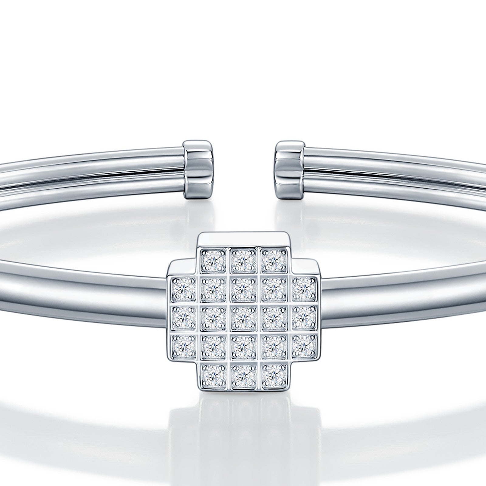 Quadrocuff Moissanite Cuff Bracelet in Sterling Silver — detail