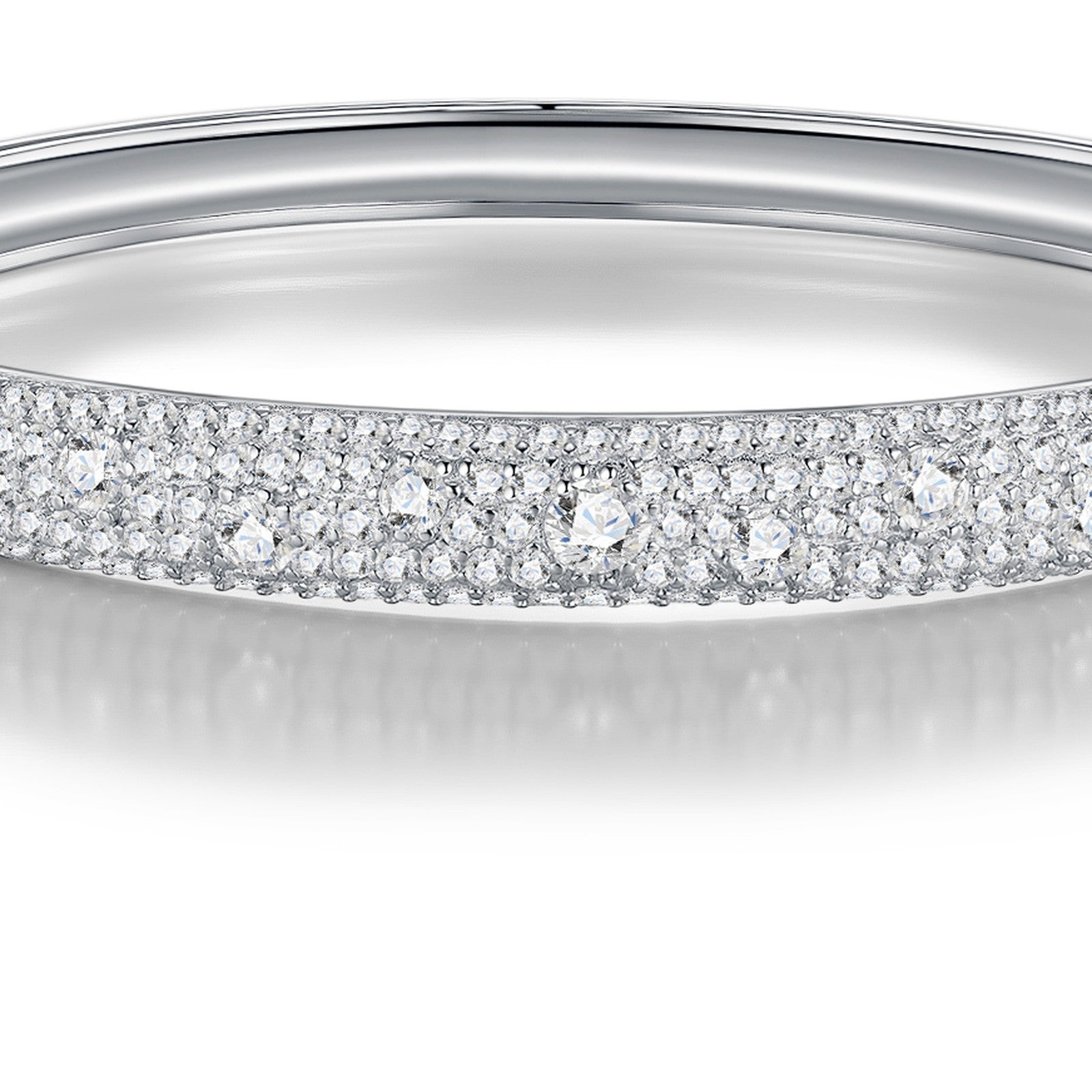 Duna Moissanite Bangle Bracelet in Sterling Silver — detail
