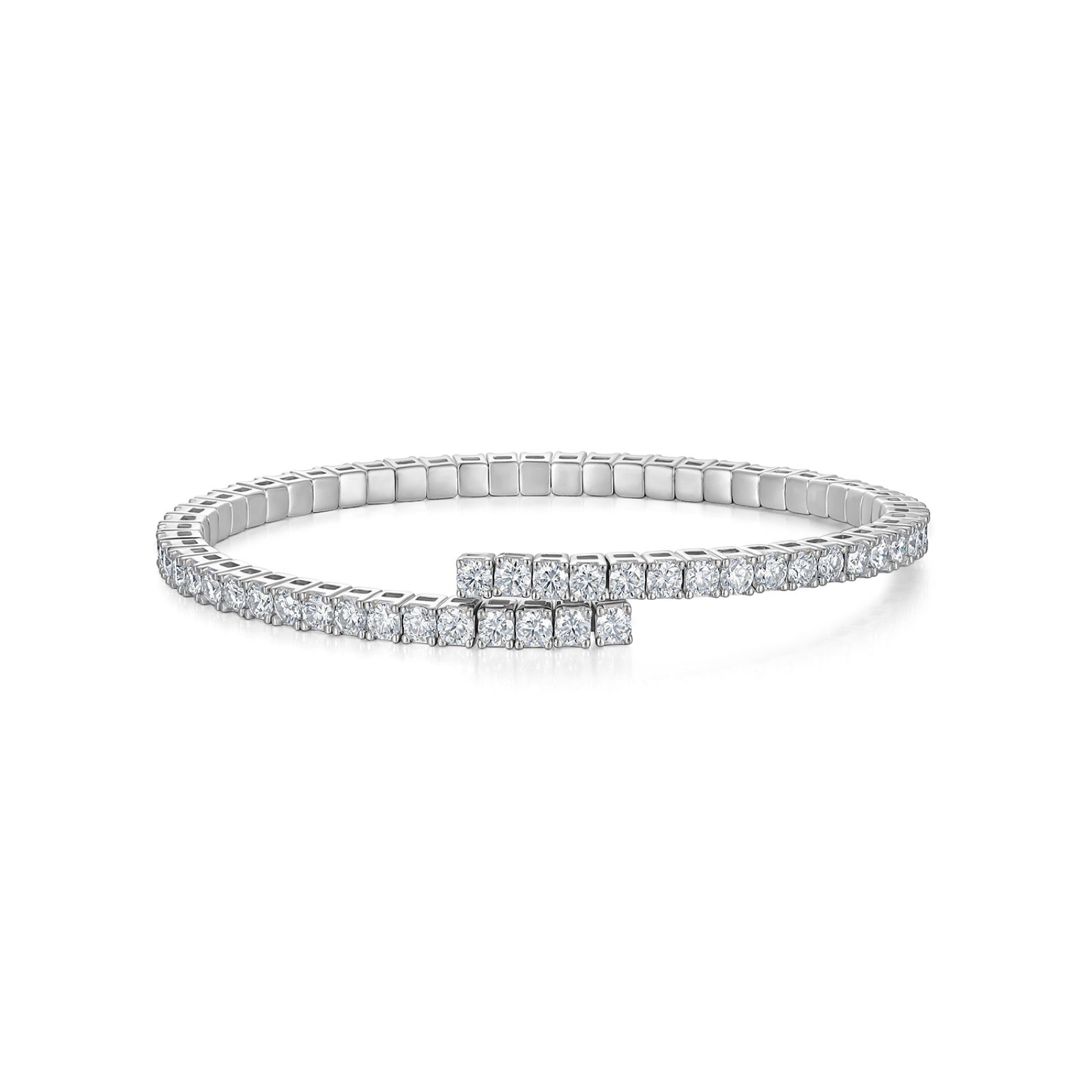 Avvolgente Moissanite Cuff Bracelet in Sterling Silver