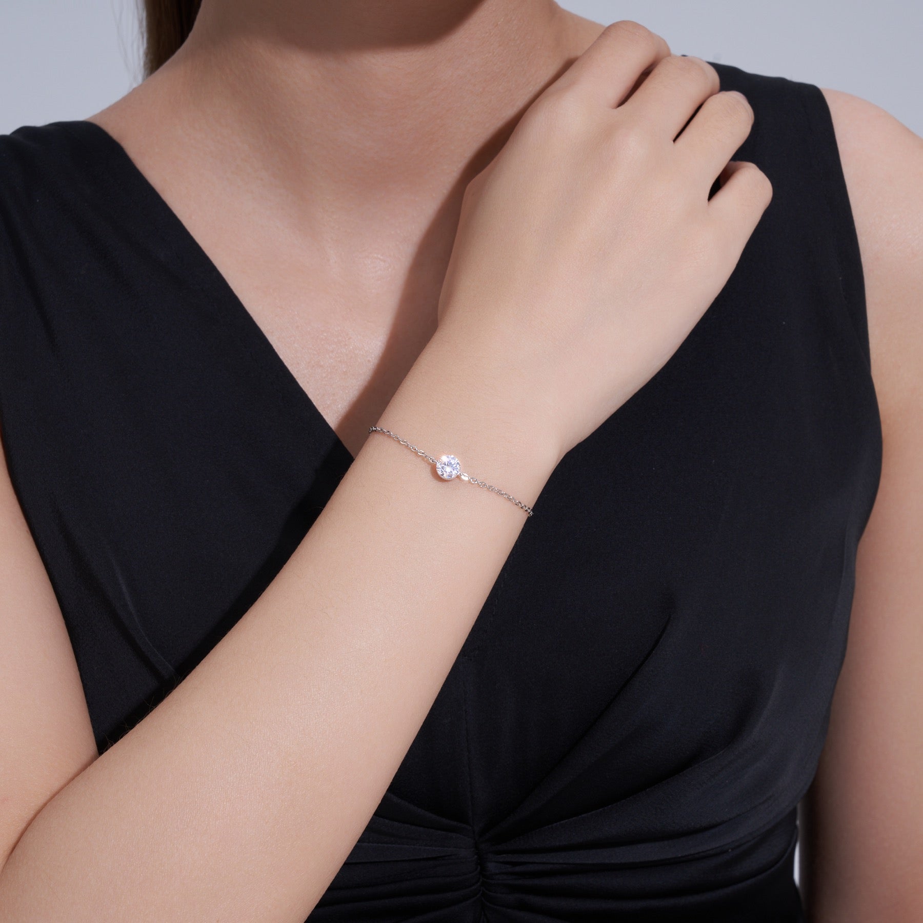 Puntolino Moissanite Chain Bracelet in Sterling Silver
