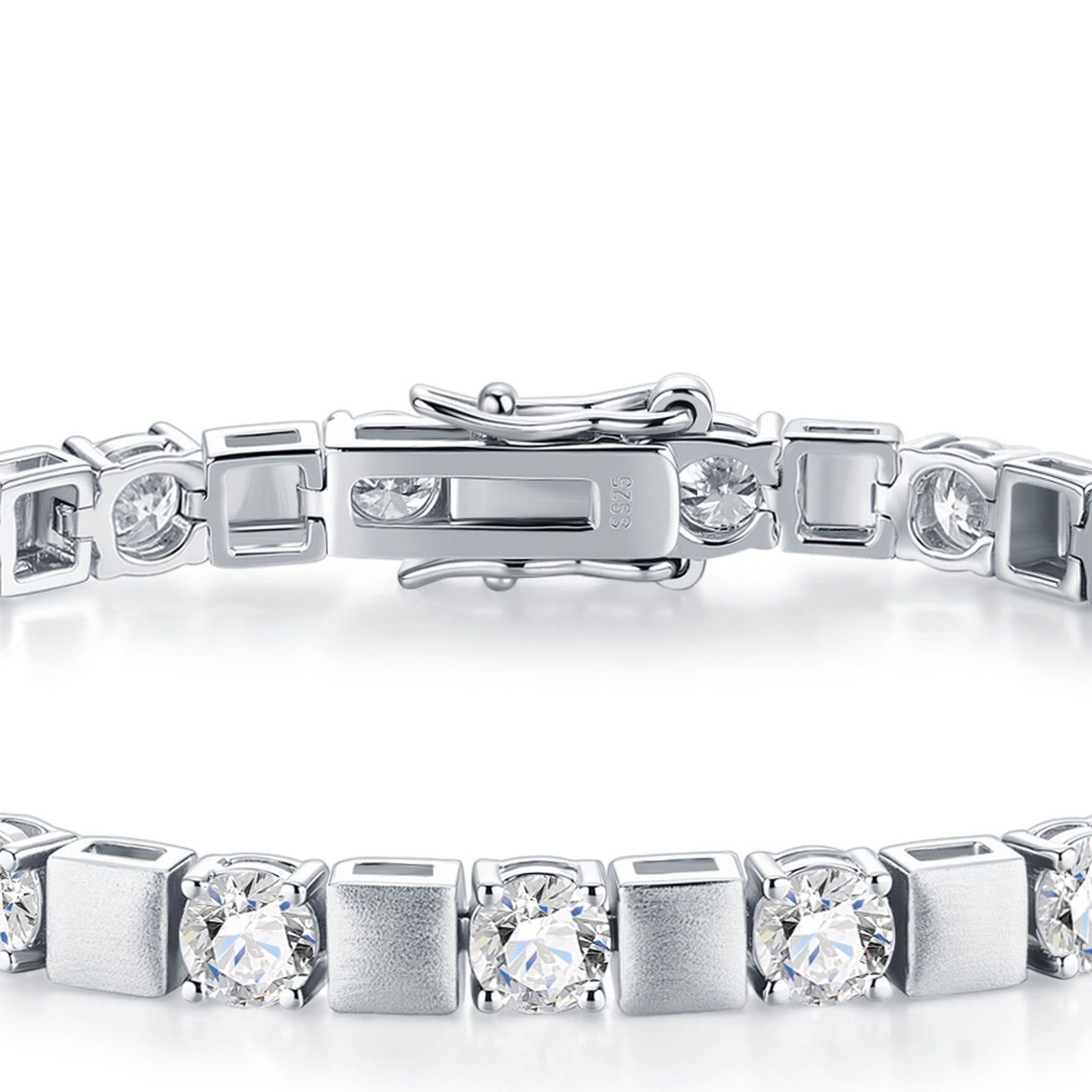 Quadrotonda Moissanite Tennis Bracelet in Sterling Silver — detail