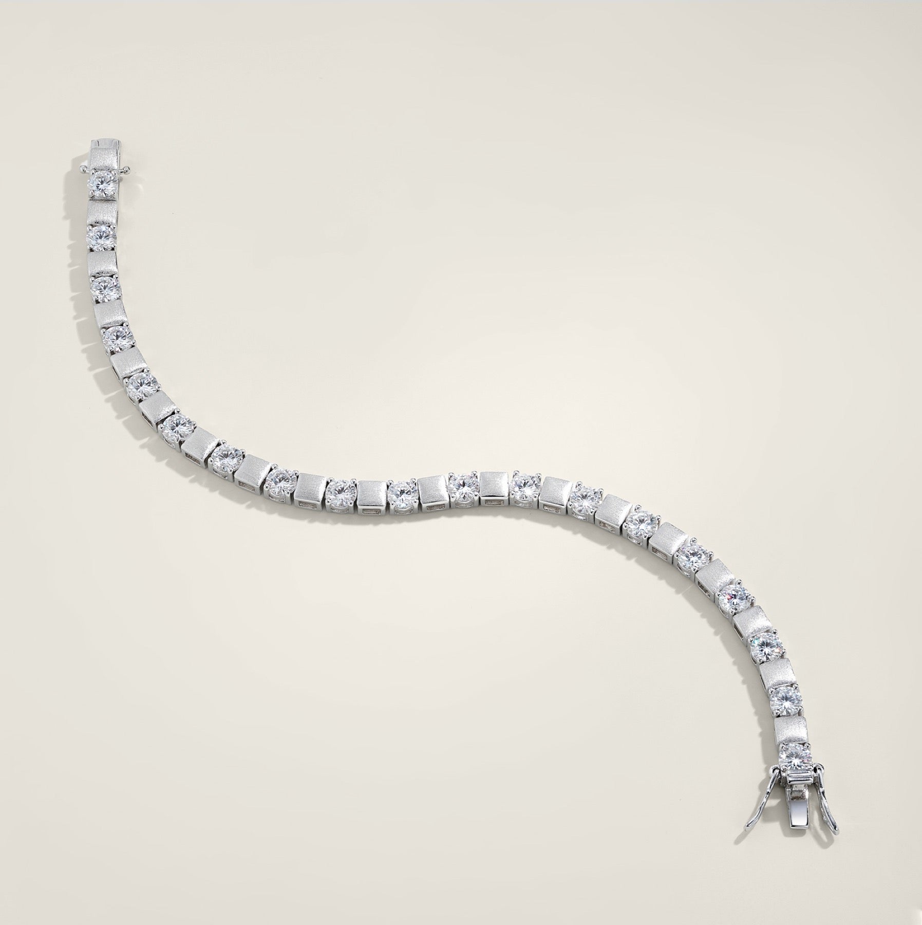 Quadrotonda Moissanite Tennis Bracelet in Sterling Silver