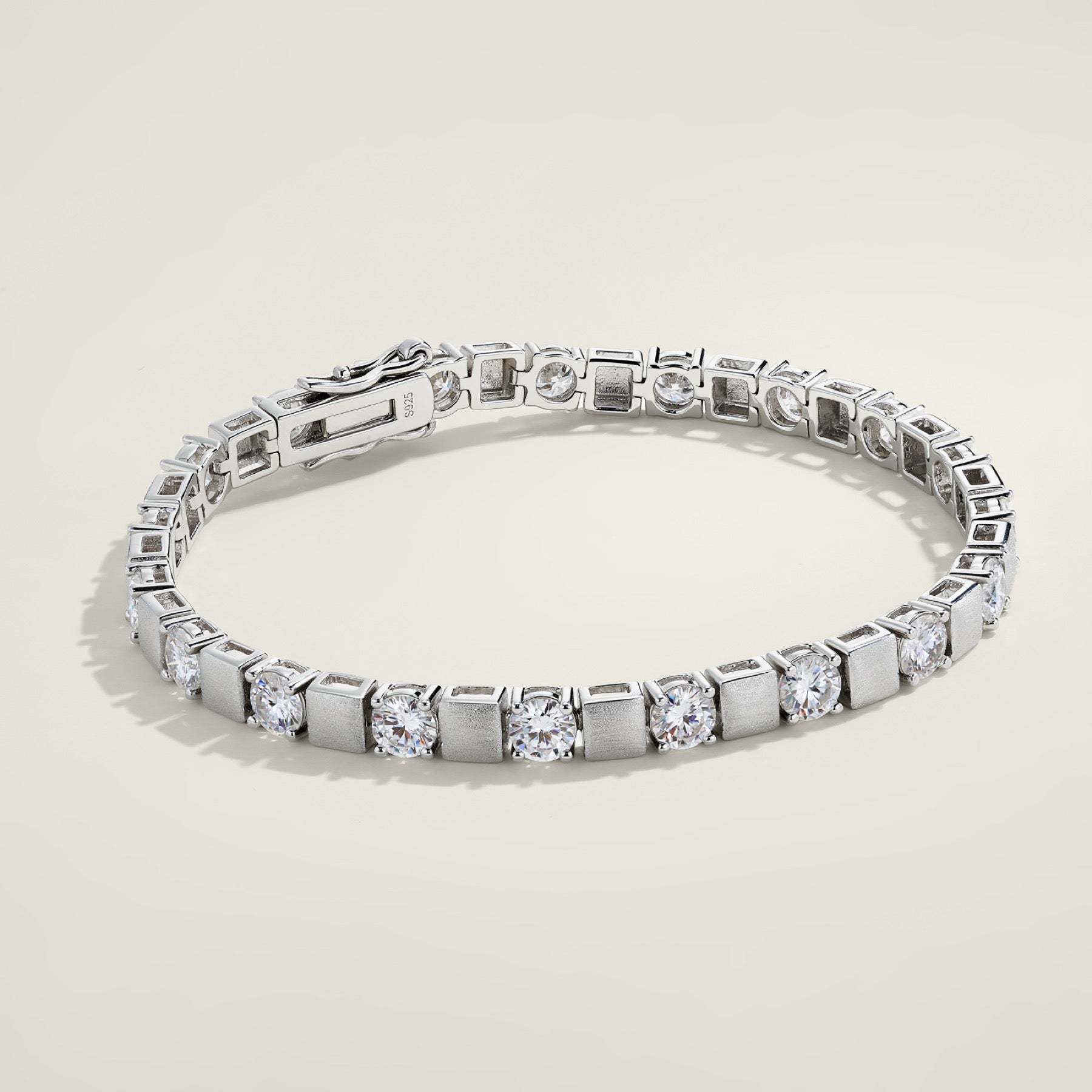 Quadrotonda Moissanite Tennis Bracelet in Sterling Silver