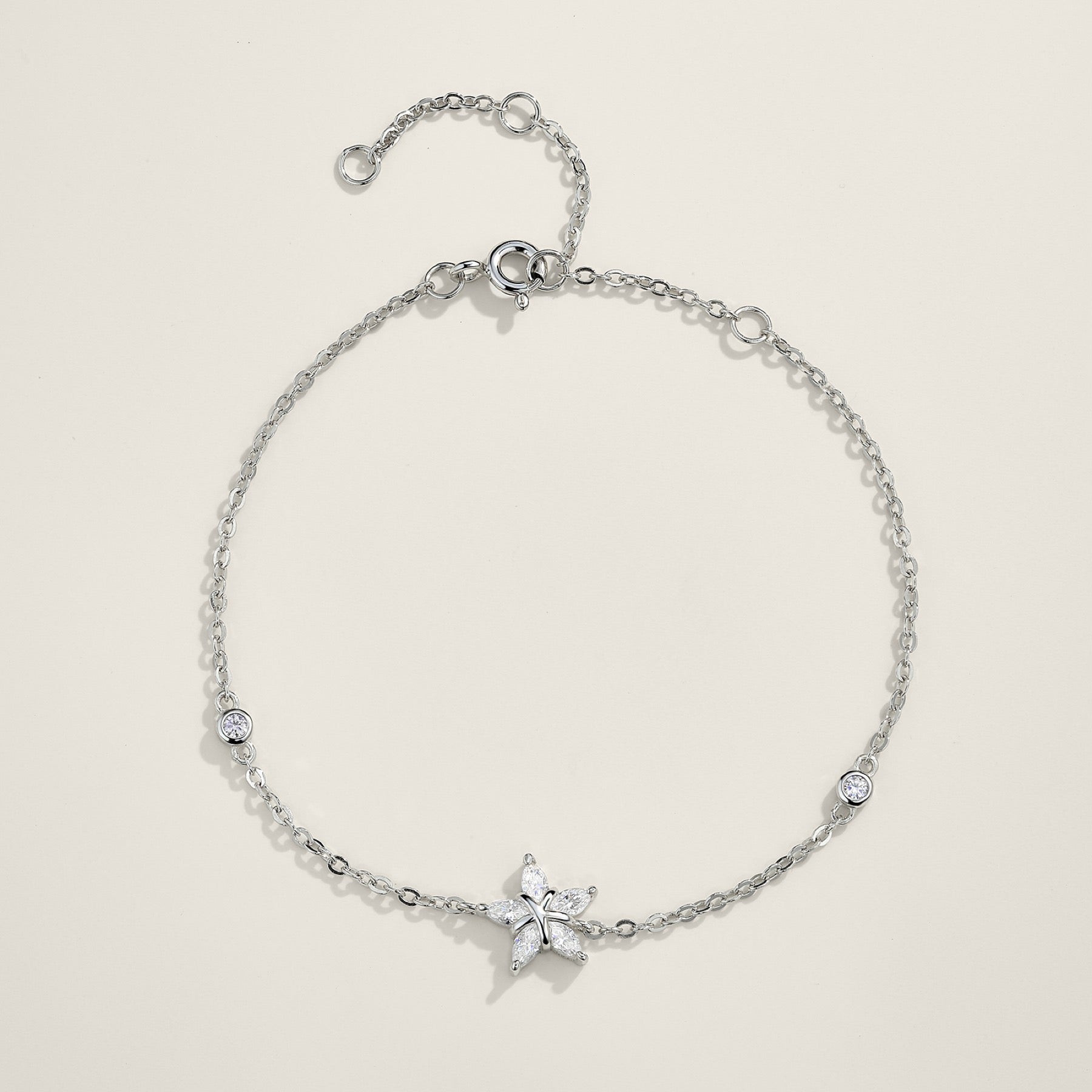 Stelluccia Moissanite Chain Bracelet in Sterling Silver