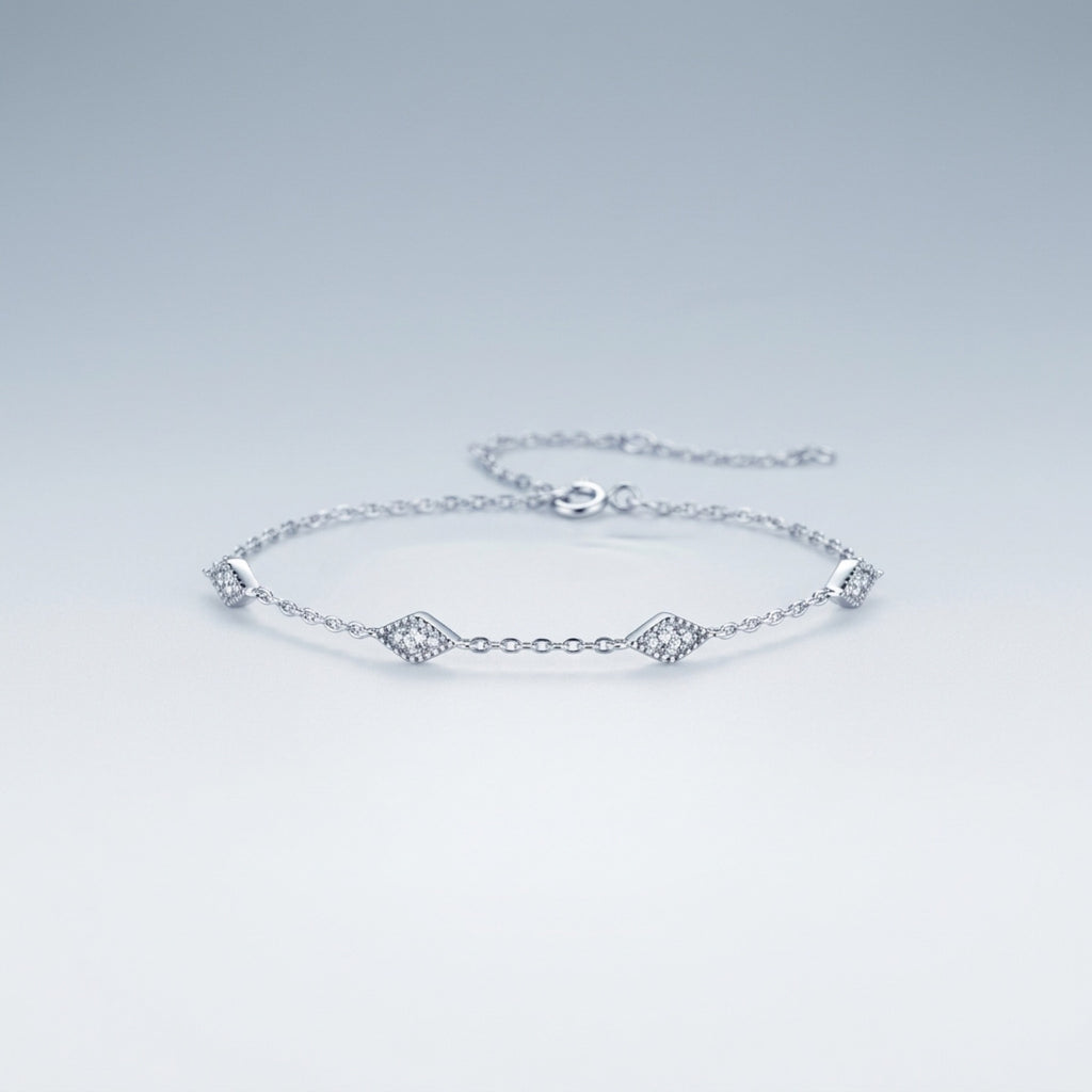 Rombolino Moissanite Chain Bracelet in Sterling Silver