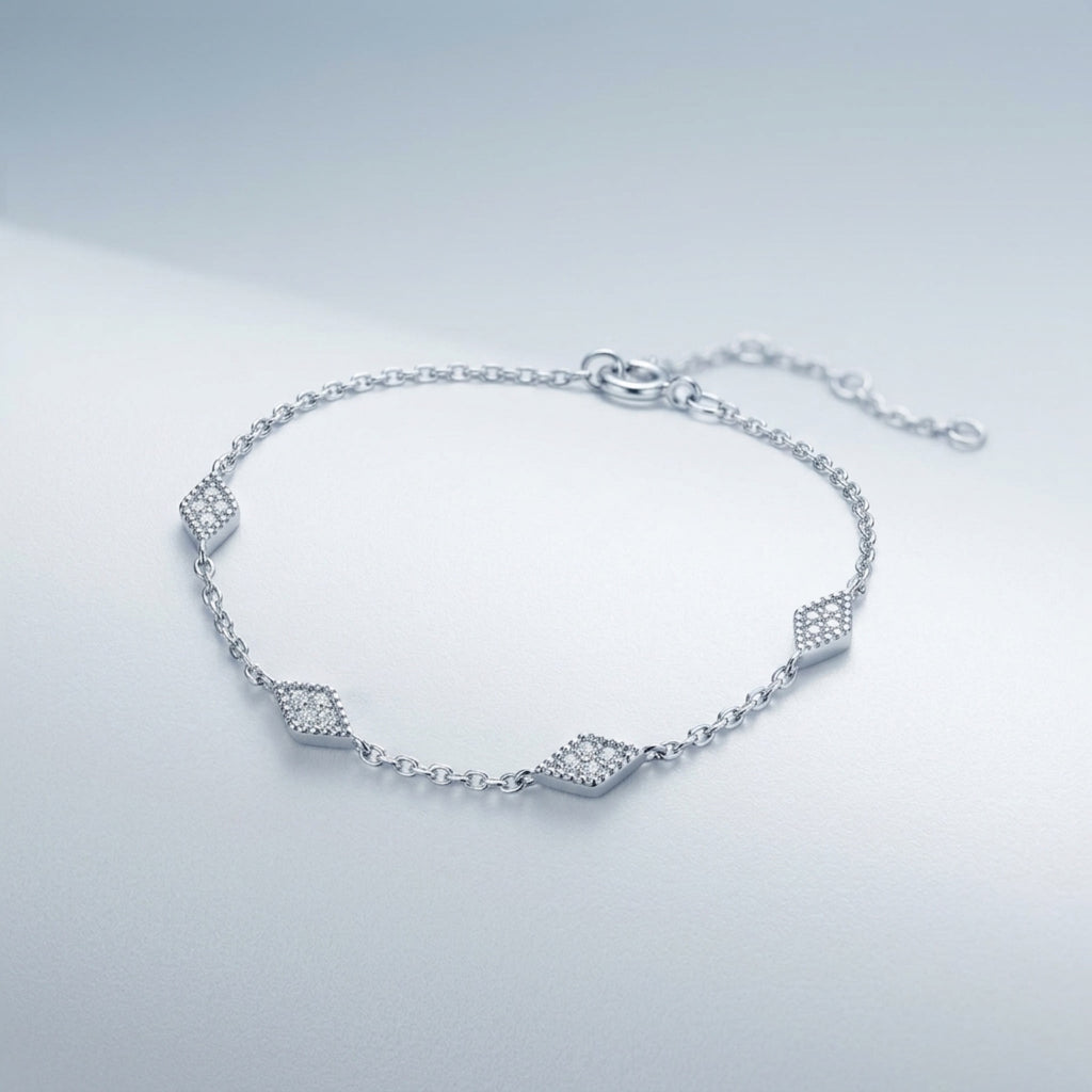 Rombolino Moissanite Chain Bracelet in Sterling Silver