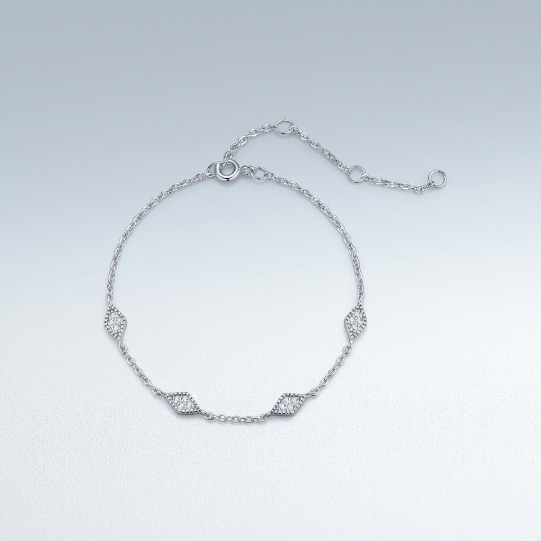 Rombolino Moissanite Chain Bracelet in Sterling Silver