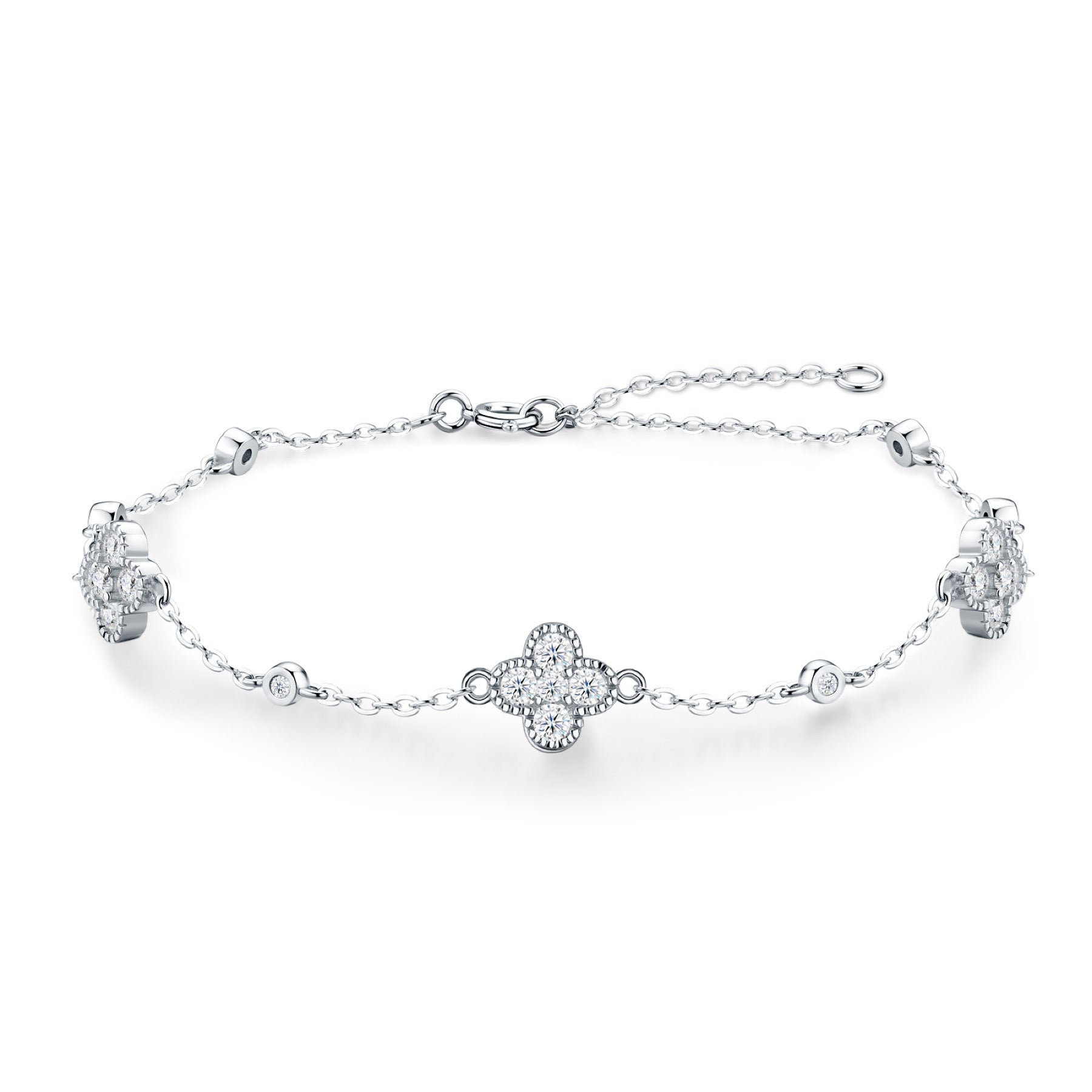 Trifoglino Moissanite Chain Bracelet in Sterling Silver