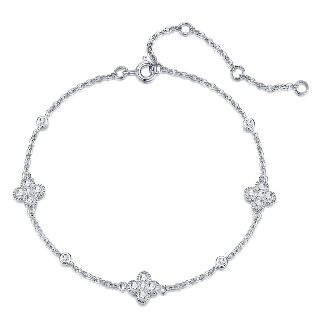 Quadrifoglino Moissanite Chain Bracelet in Sterling Silver