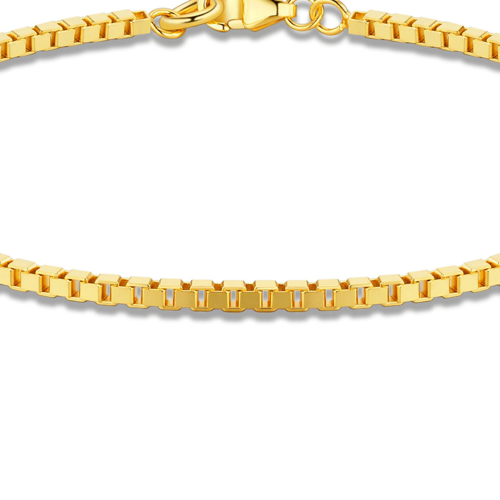 Venezia Moissanite Chain Bracelet in Gold-Tone Sterling Silver — detail