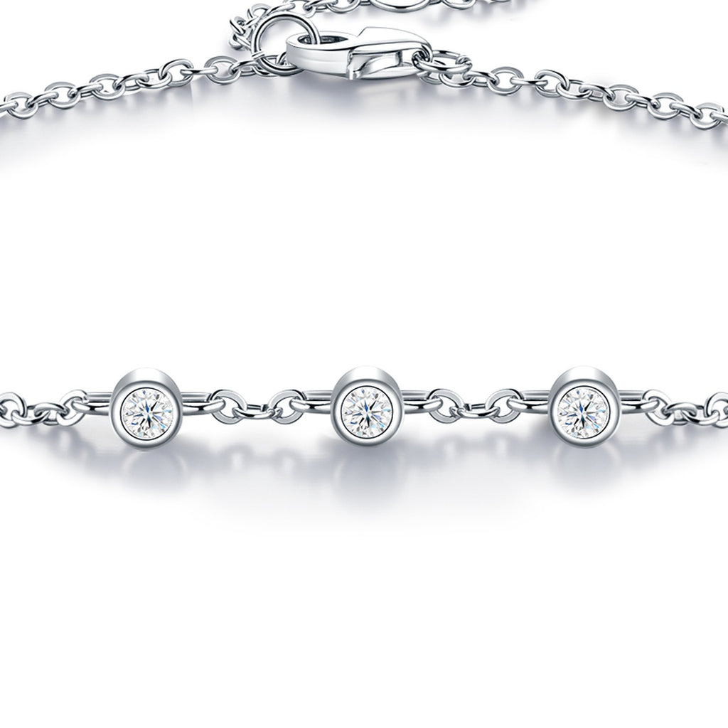 Bezellini Moissanite Chain Bracelet in Sterling Silver — detail