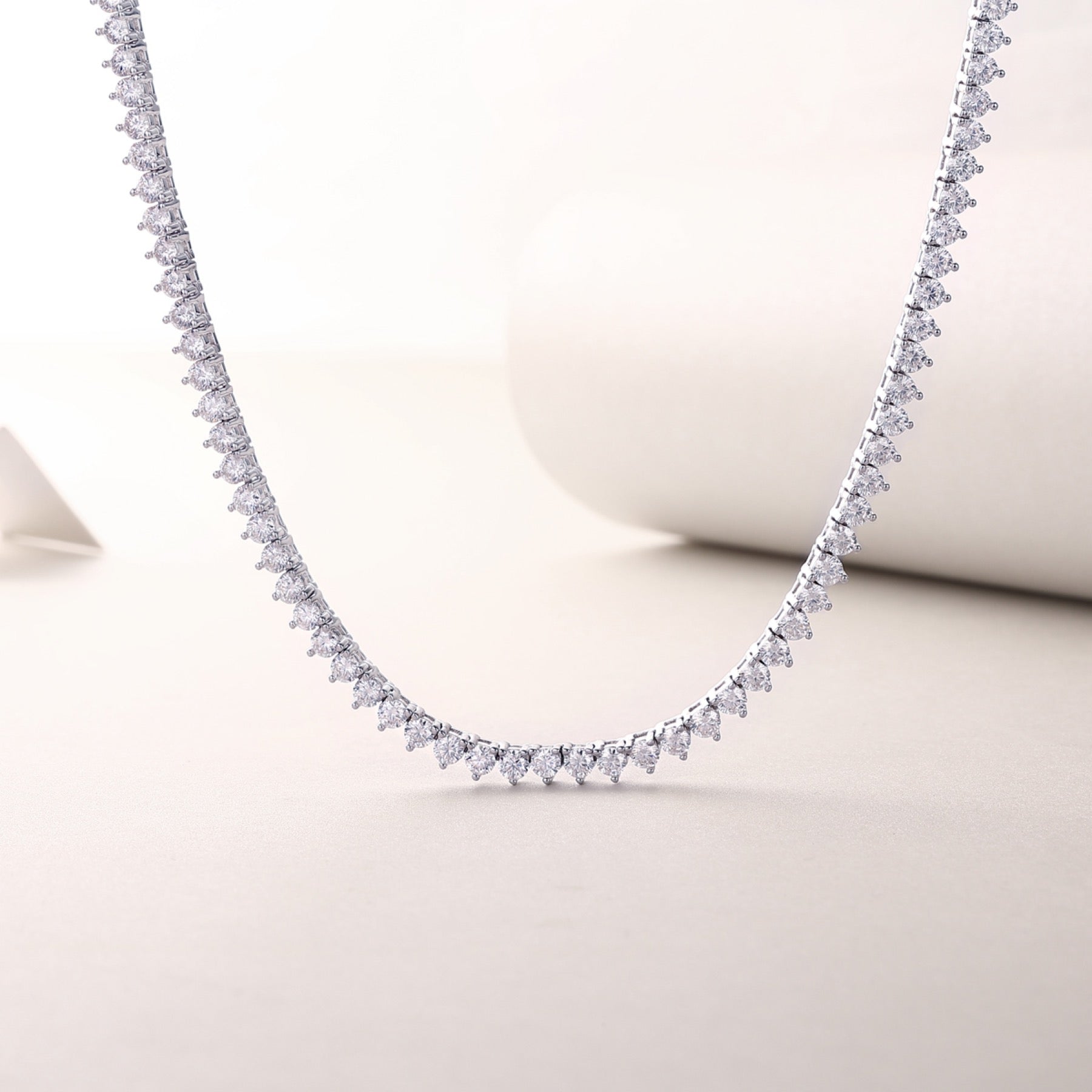 Solitaria Moissanite Tennis Necklace in Sterling Silver