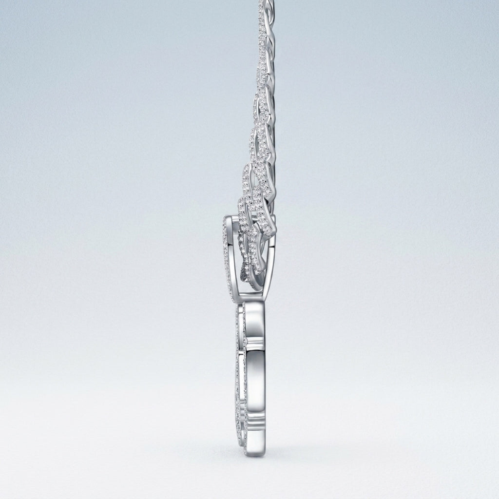 Queen Moissanite Nameplate Necklace in Sterling Silver