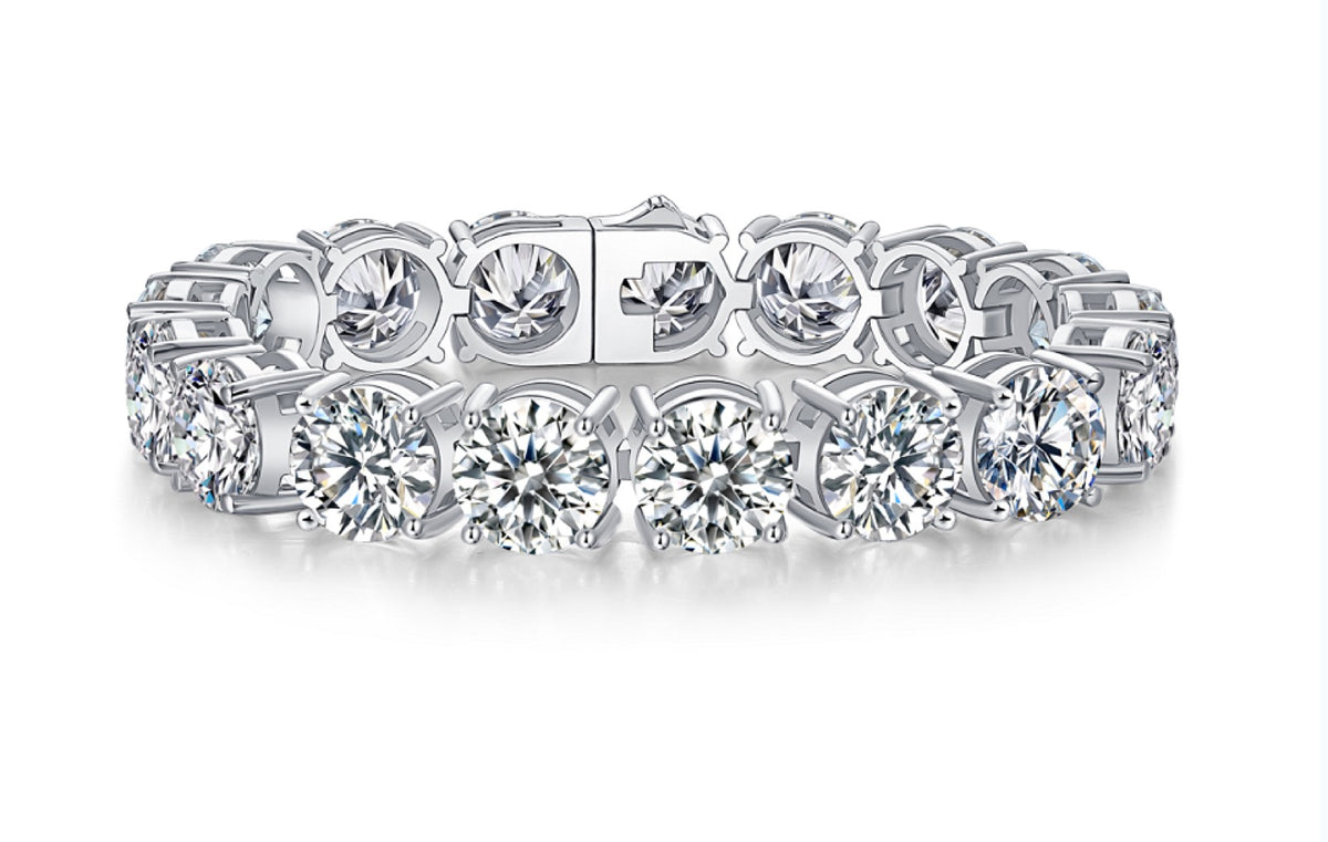 Mezzestate 5 Carat Moissanite Tennis Bracelet in Sterling Silver