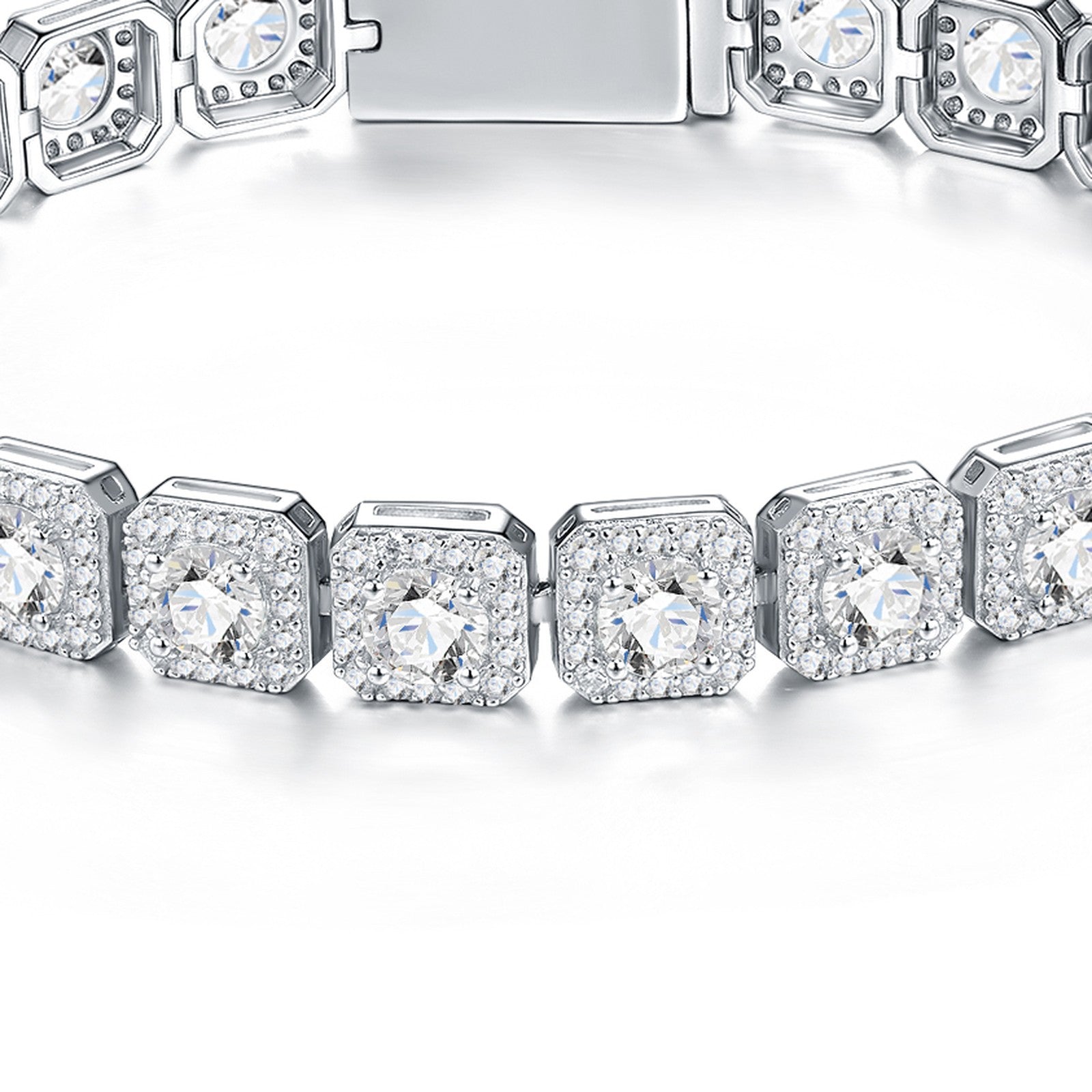 Targhetta Moissanite Tennis Bracelet in Sterling Silver — detail