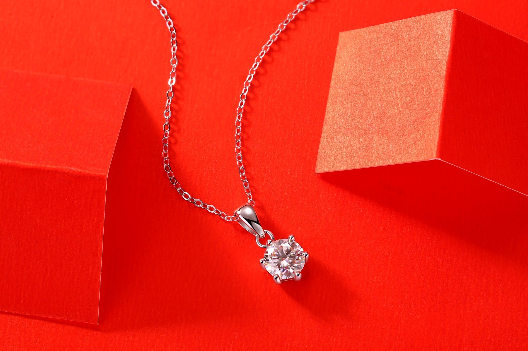 Declaration Pendant Necklace 2ct in 925 sterling silver